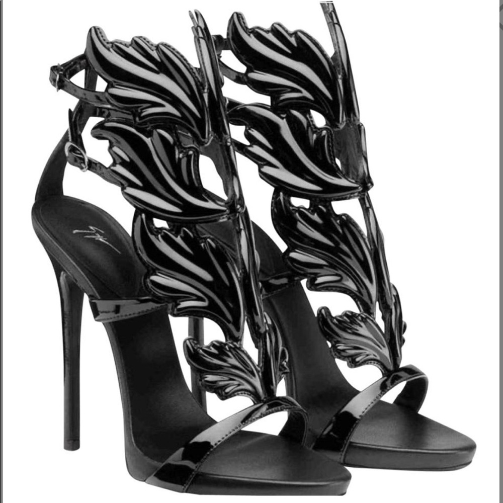 Giuseppe Zanotti all black Cruel summers